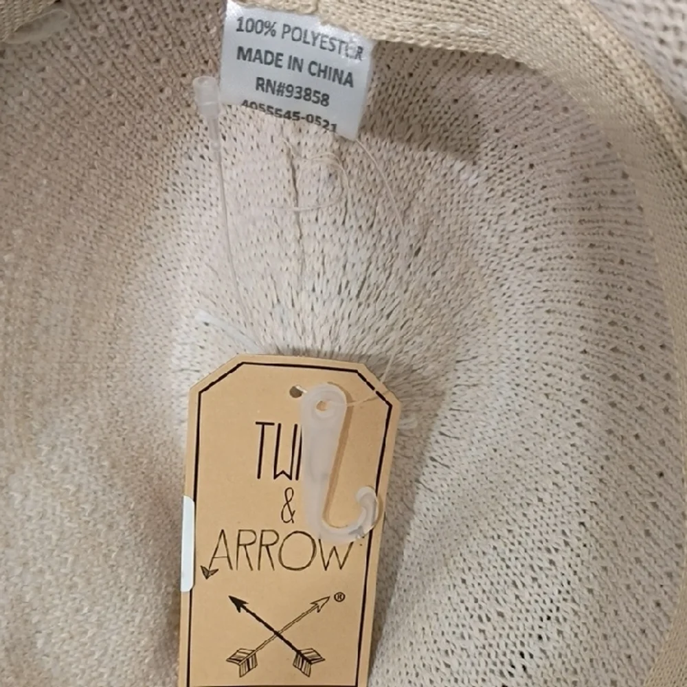 Twig & Arrow Women's Cream Wide Brim Hat with Black Accent